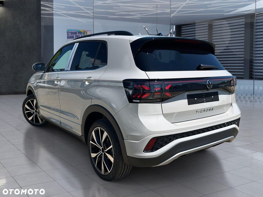 Volkswagen T-Cross - 13