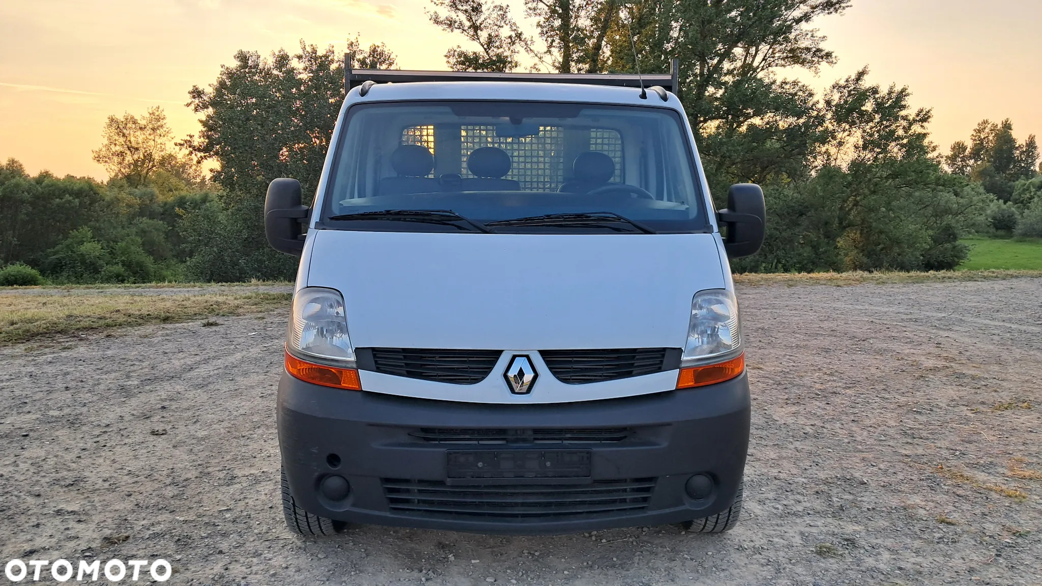 Renault Master 120 dci - 23