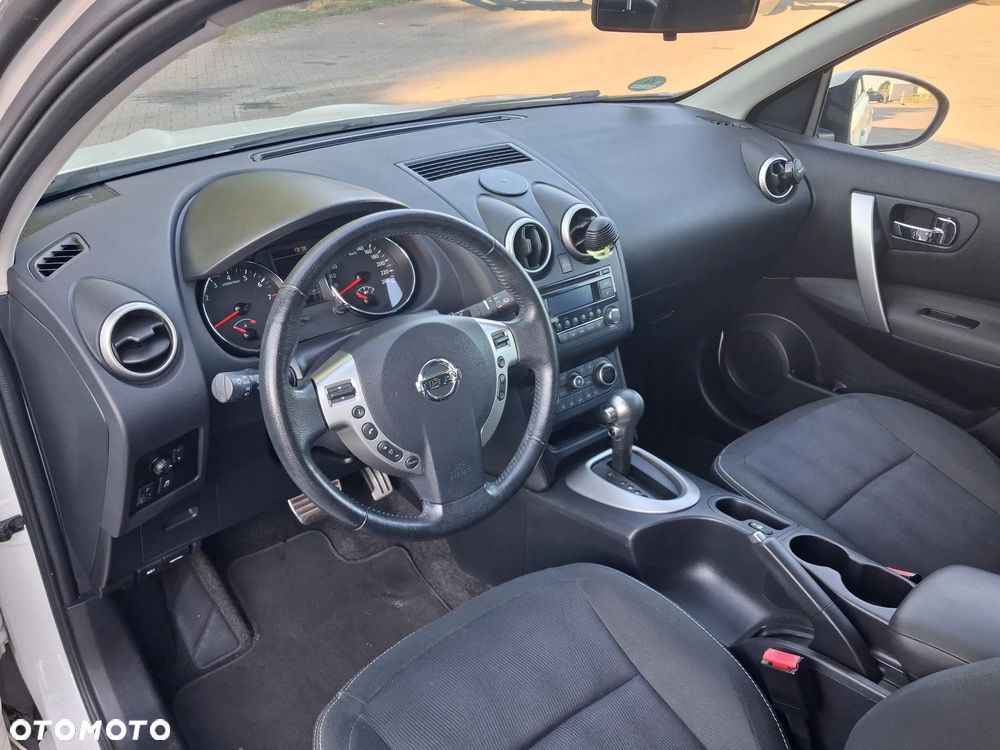 Nissan Qashqai 1.6 Tekna CVT - 22