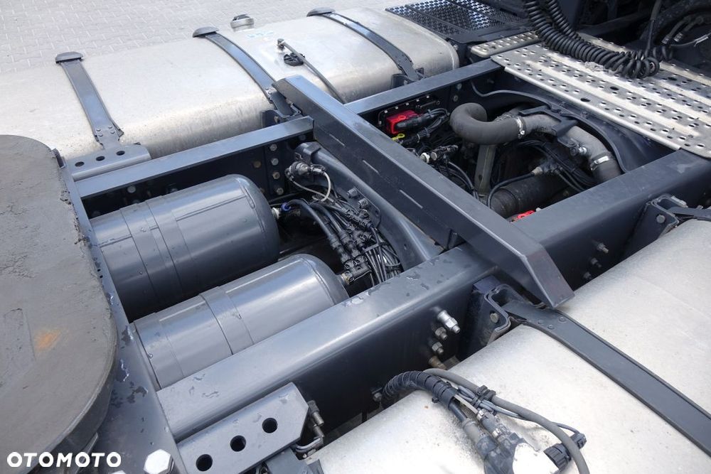 Scania R450 / EURO 6 / MEGA / LOW DECK / AUTOMAT / RETARDER / LODÓWKA  /  2 ZBIORNIKI 700L / PO KONTRAKCIE - 19
