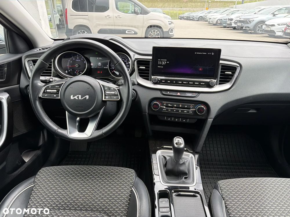 Kia Ceed 1.5 T-GDI Tribute - 14