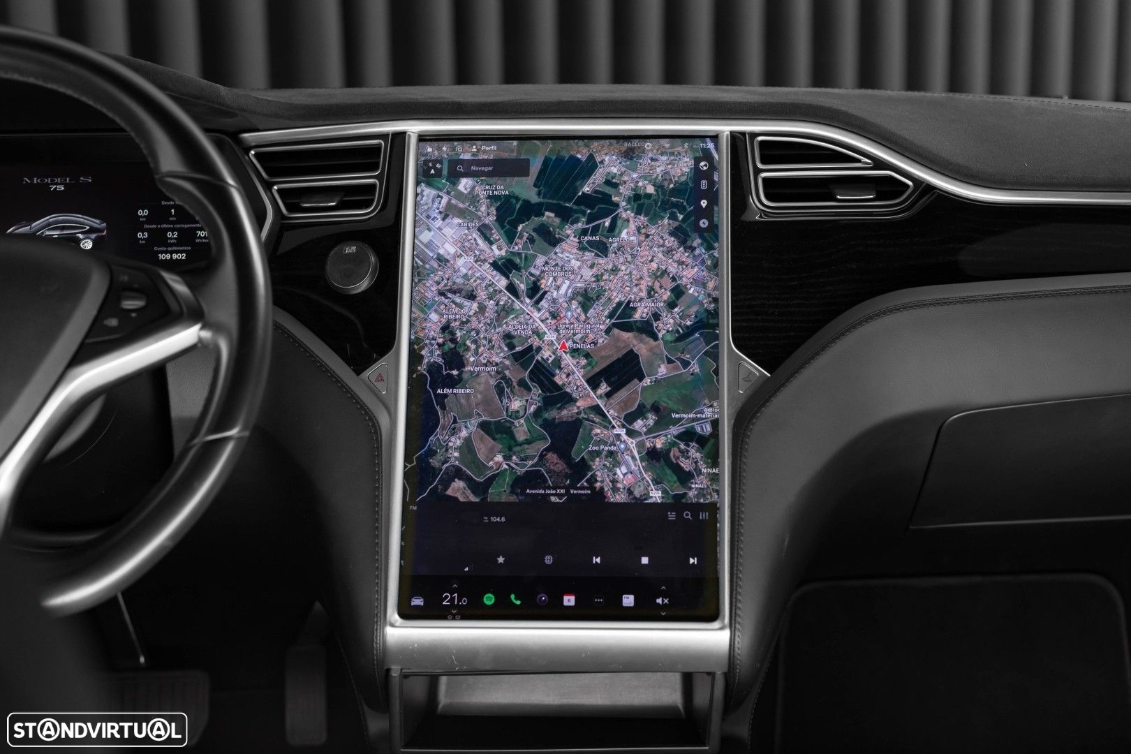Tesla Model S 75 - 19