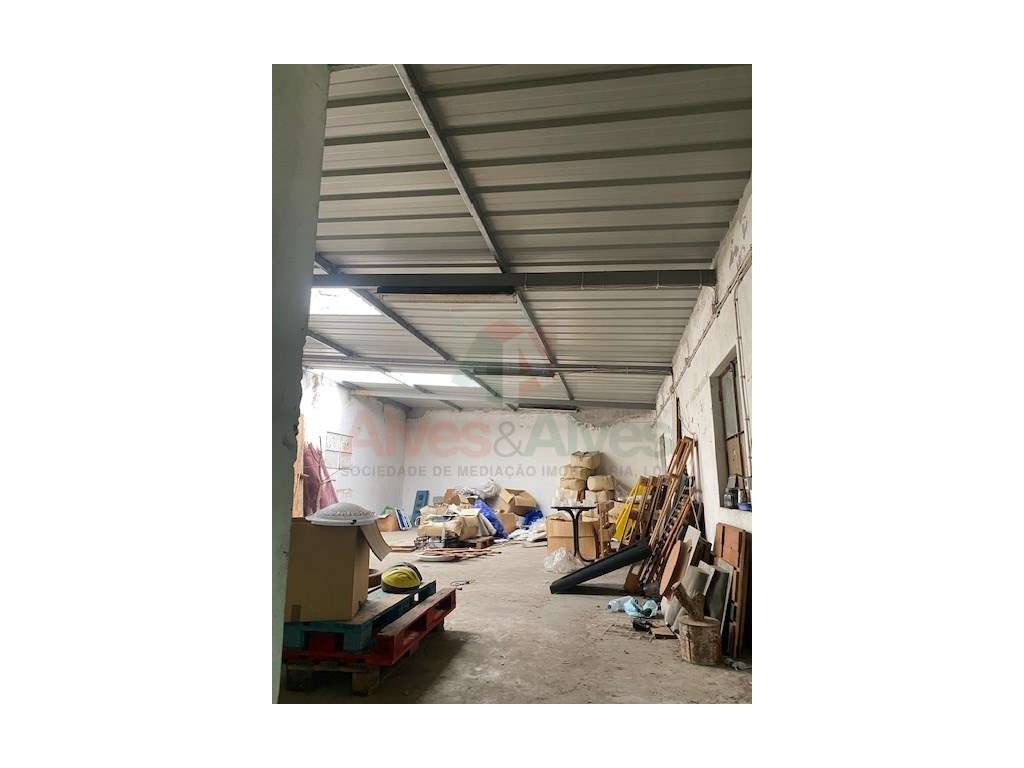 Armazém com 384 m2 em Gemunde Maia - para VENDA - Grande imagem: 5/5