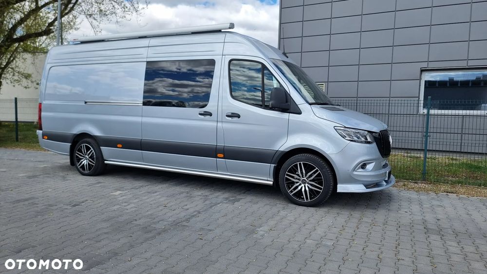 Mercedes-Benz Sprinter - 2