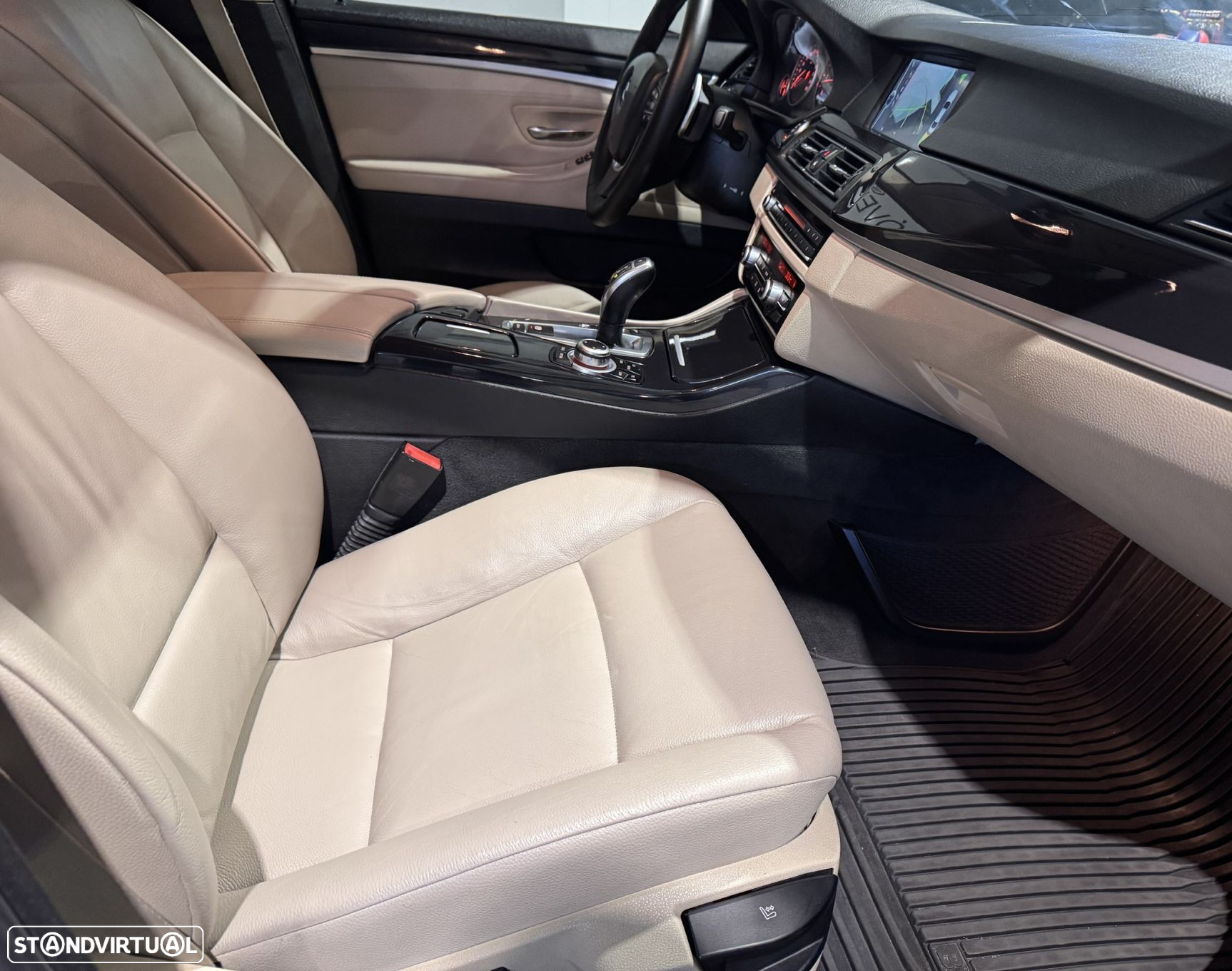 BMW 535 d Exclusive Auto - 39
