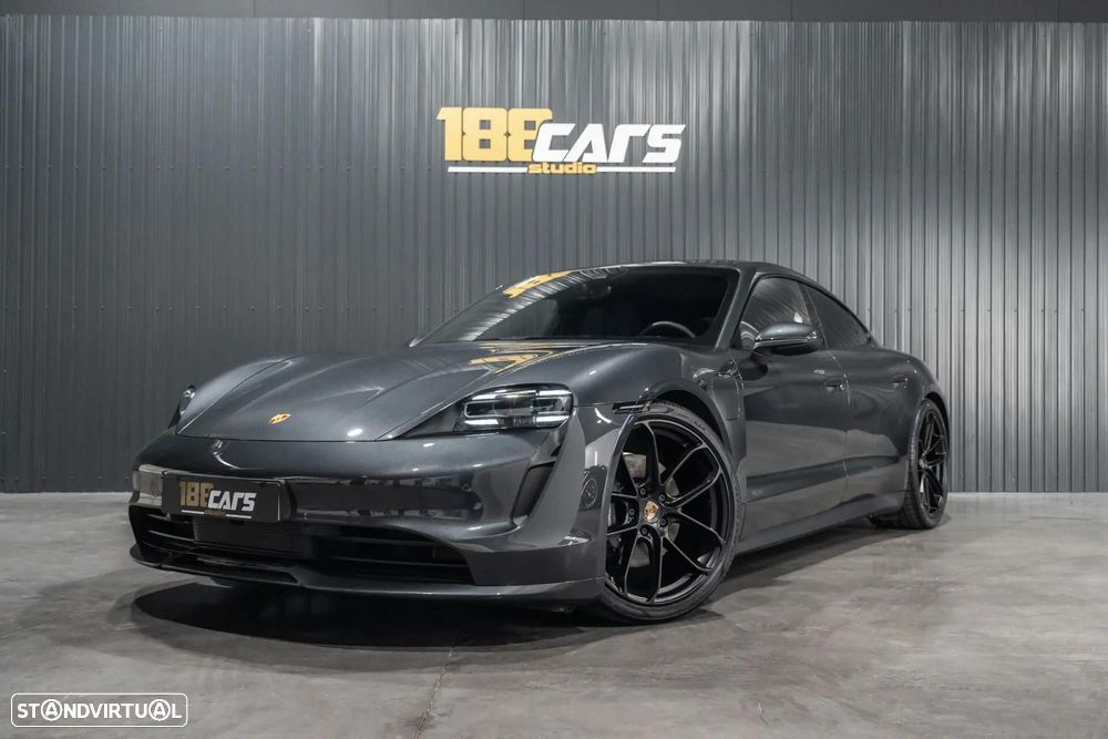 Porsche Taycan 4 - 31