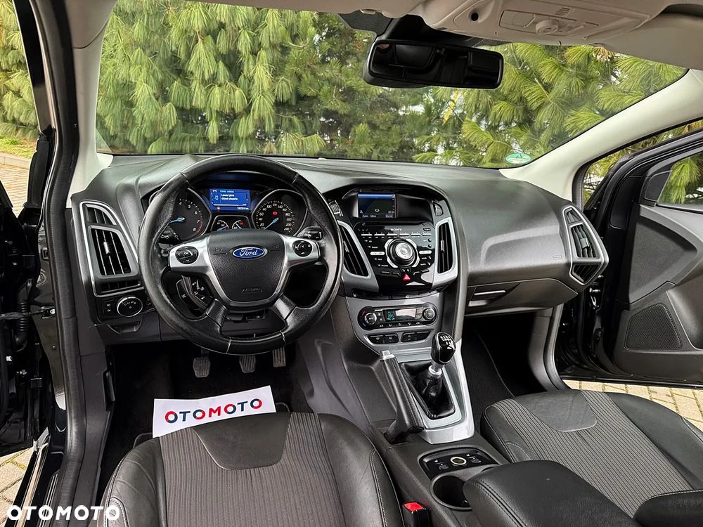 Ford Focus 1.6 EcoBoost Titanium - 4