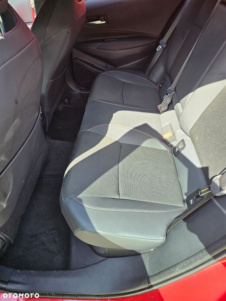 Toyota Corolla 2.0 Hybrid GR Sport - 10