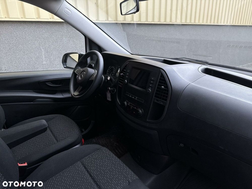 Mercedes-Benz Vito Tourer - 17