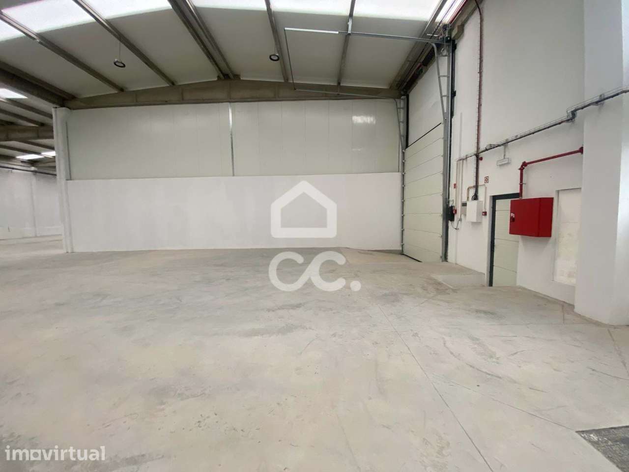 Armazém de 365m2 em zona insdustrial do Montijo - Grande imagem: 2/12