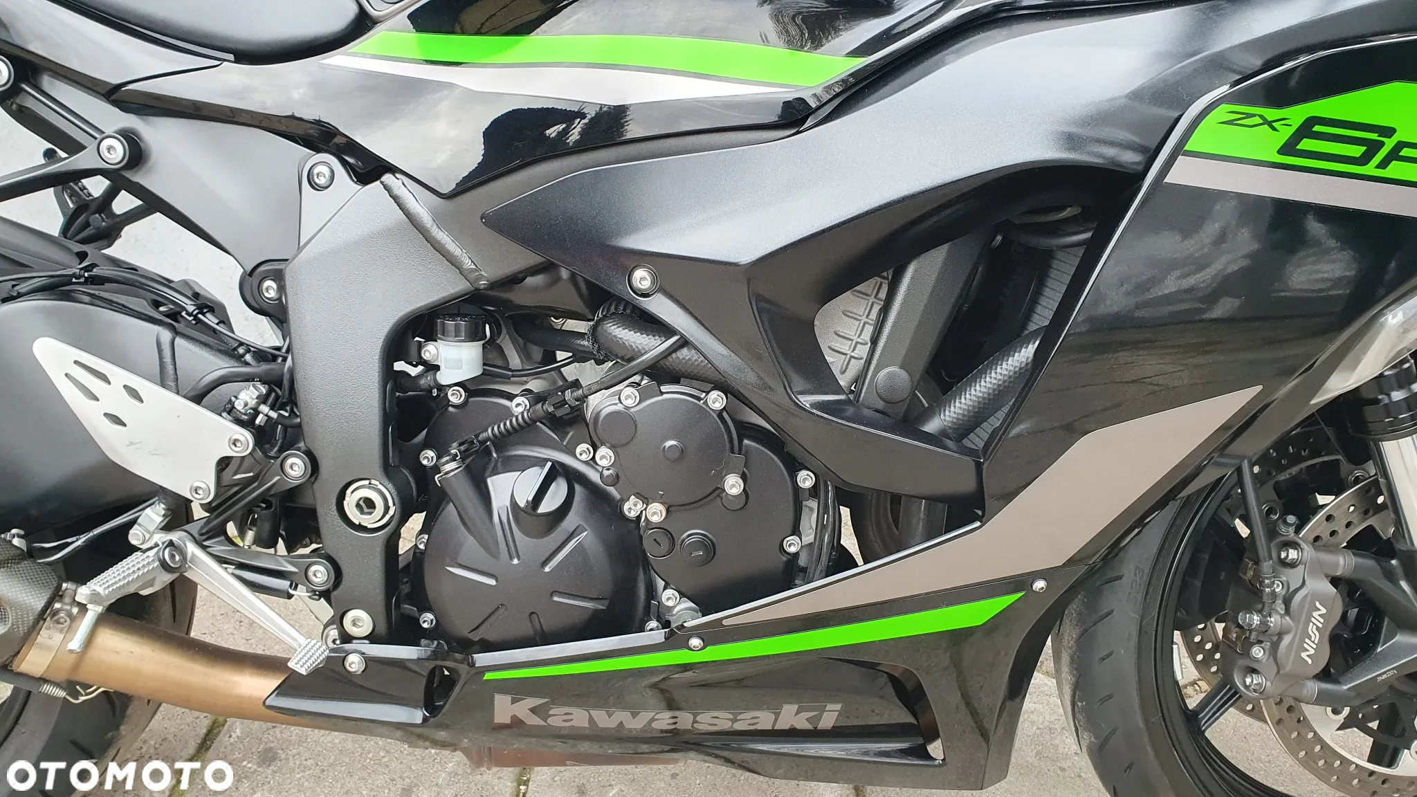 Kawasaki Ninja - 6