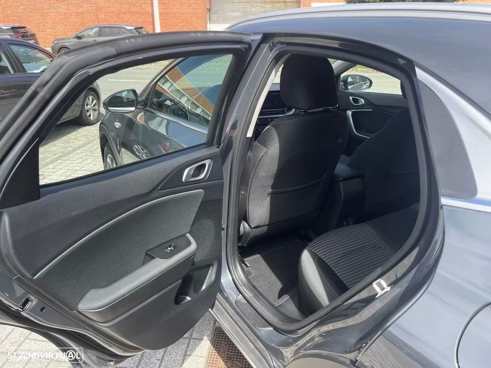Kia XCeed 1.0 T-GDI Dynamic - 9