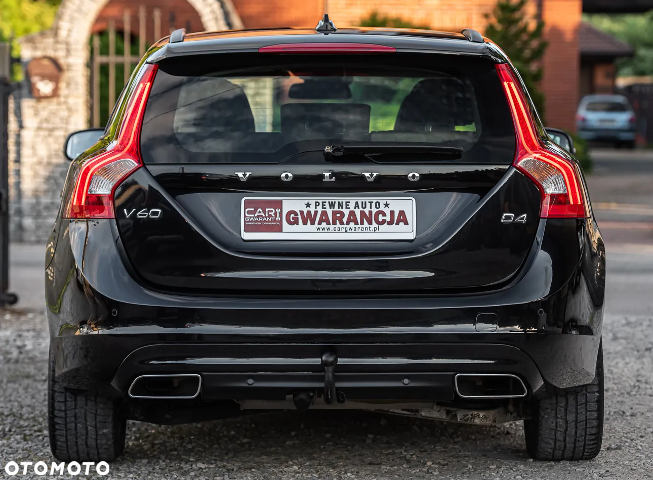 Volvo V60 D4 Momentum - 8