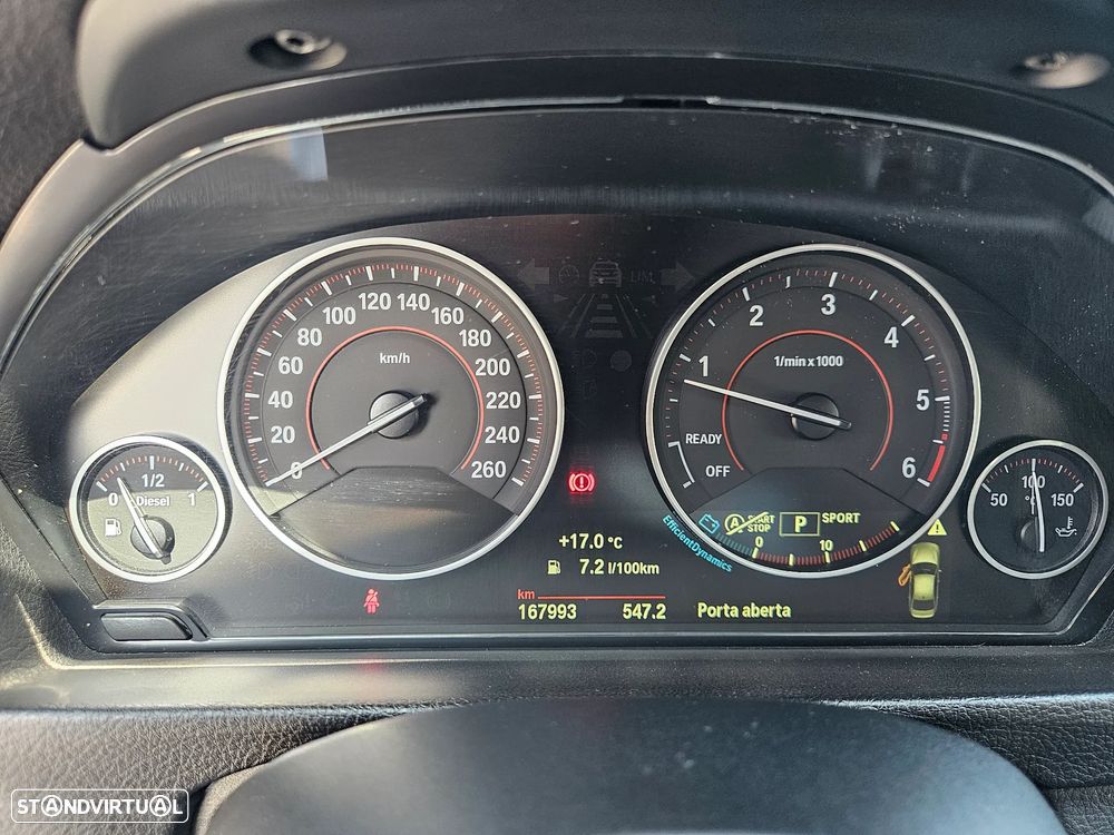 BMW 320 d Auto Pack M - 35