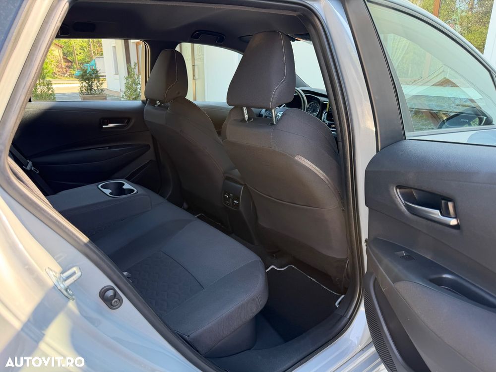 Toyota Corolla 1.8 Hybrid Comfort - 15