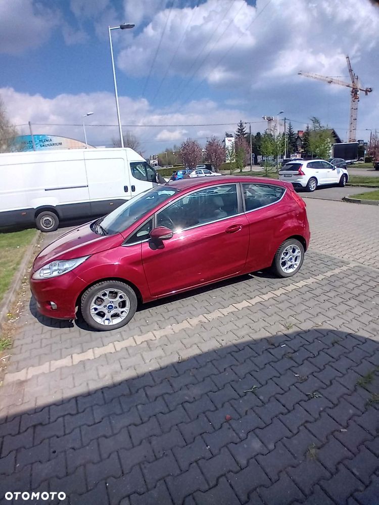 Ford Fiesta 1.6 TDCi DPF Trend - 1