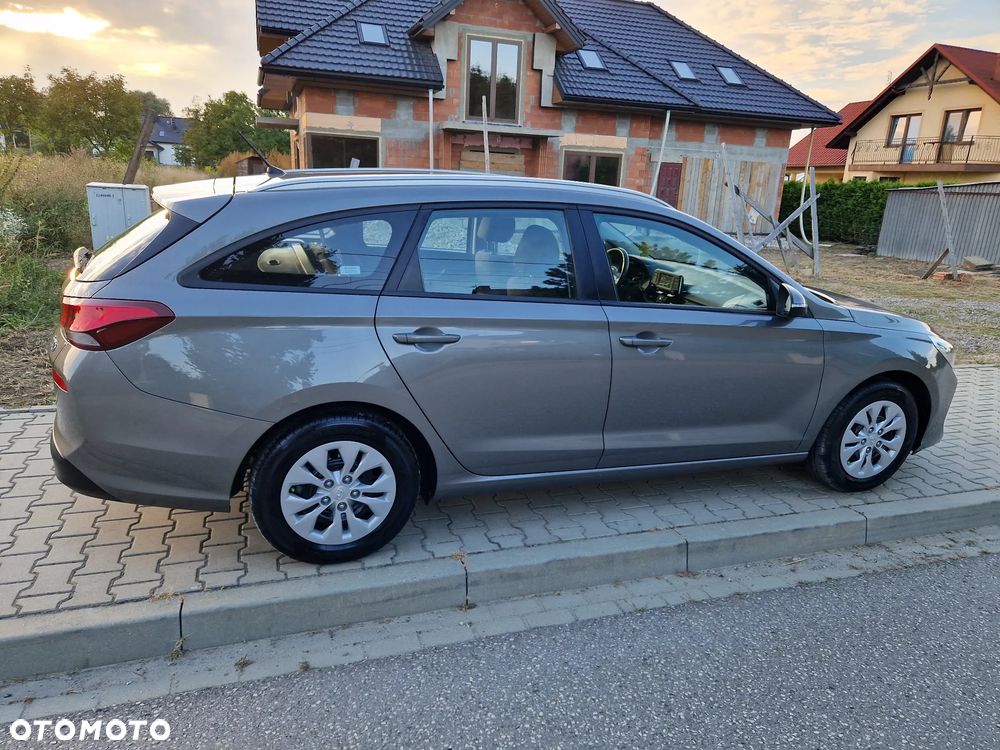 Hyundai i30 1.4 GO Plus - 37