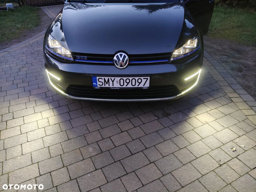 Volkswagen Golf - 14