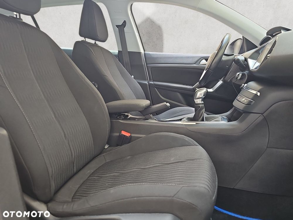Peugeot 308 - 14