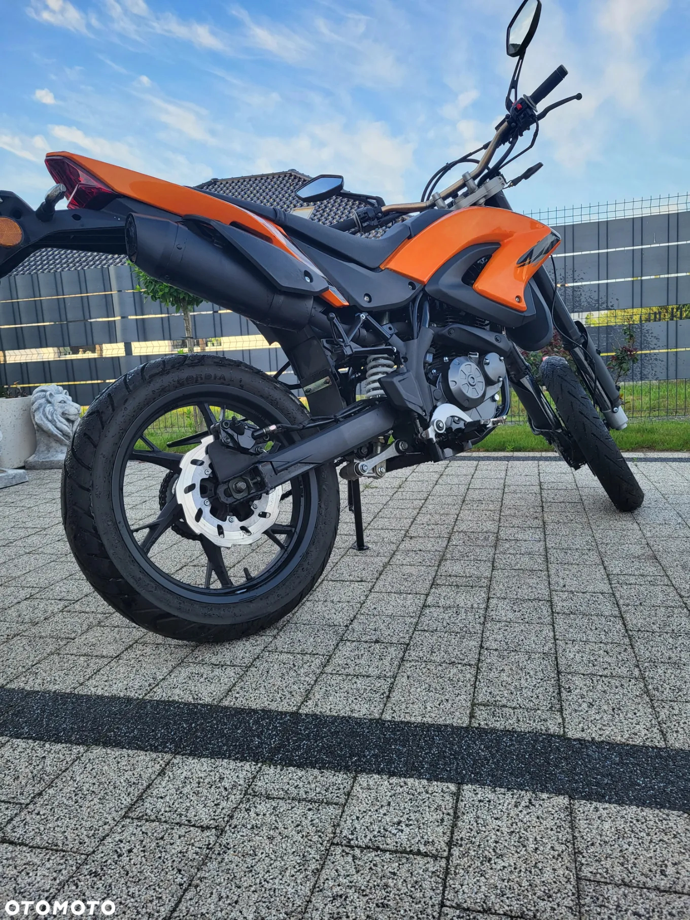 KSR Moto TW 125