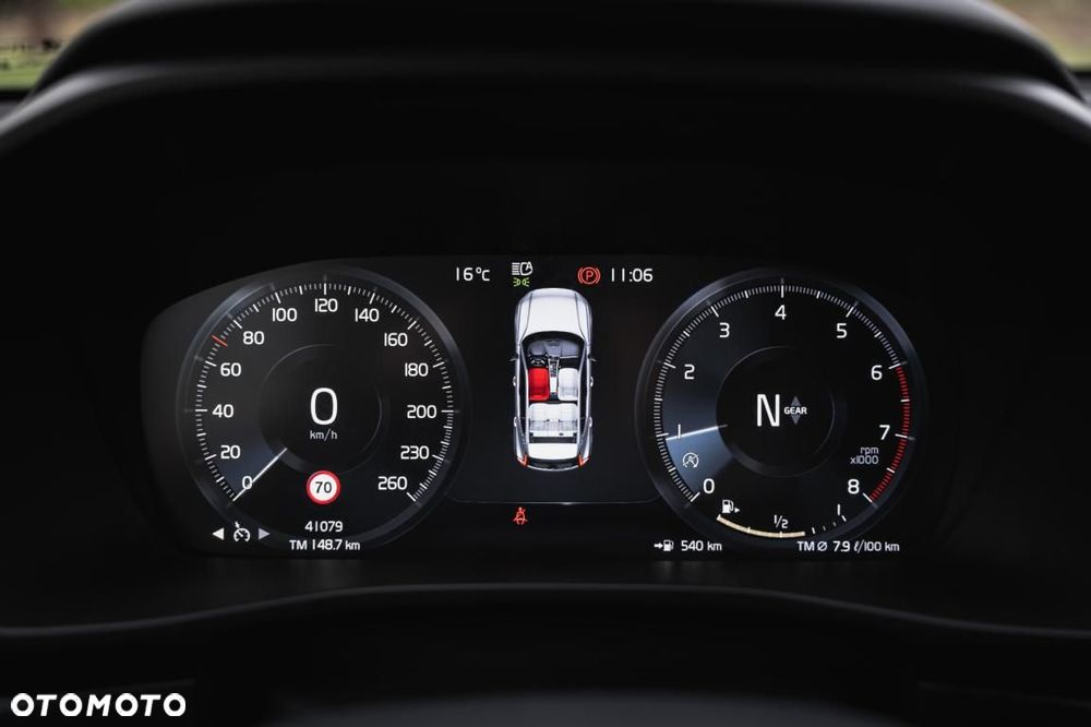 Volvo XC 40 - 16