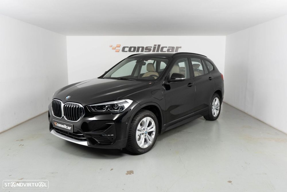 BMW X1 25 e xDrive Corporate Edition - 1