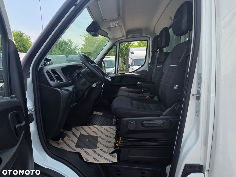 Iveco 50C18 Chłodnia Winda 1000 kg ! Izoterma 8EP Krajowy Wzmocniony Ledy Nawigacja Aktywny Tempomat ! - 21