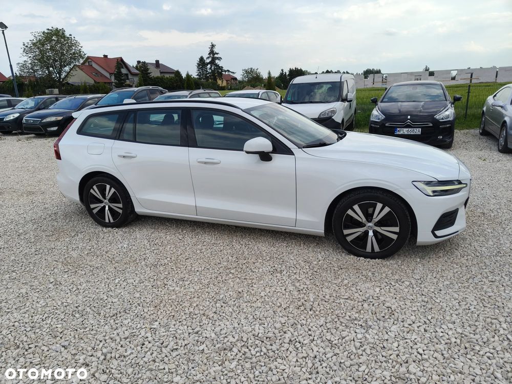 Volvo V60 B3 B Momentum - 26