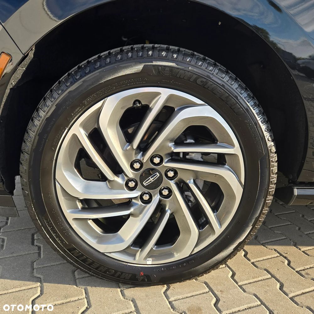 Lincoln Navigator - 7
