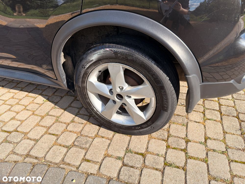 Nissan Juke 1.6 Visia - 10