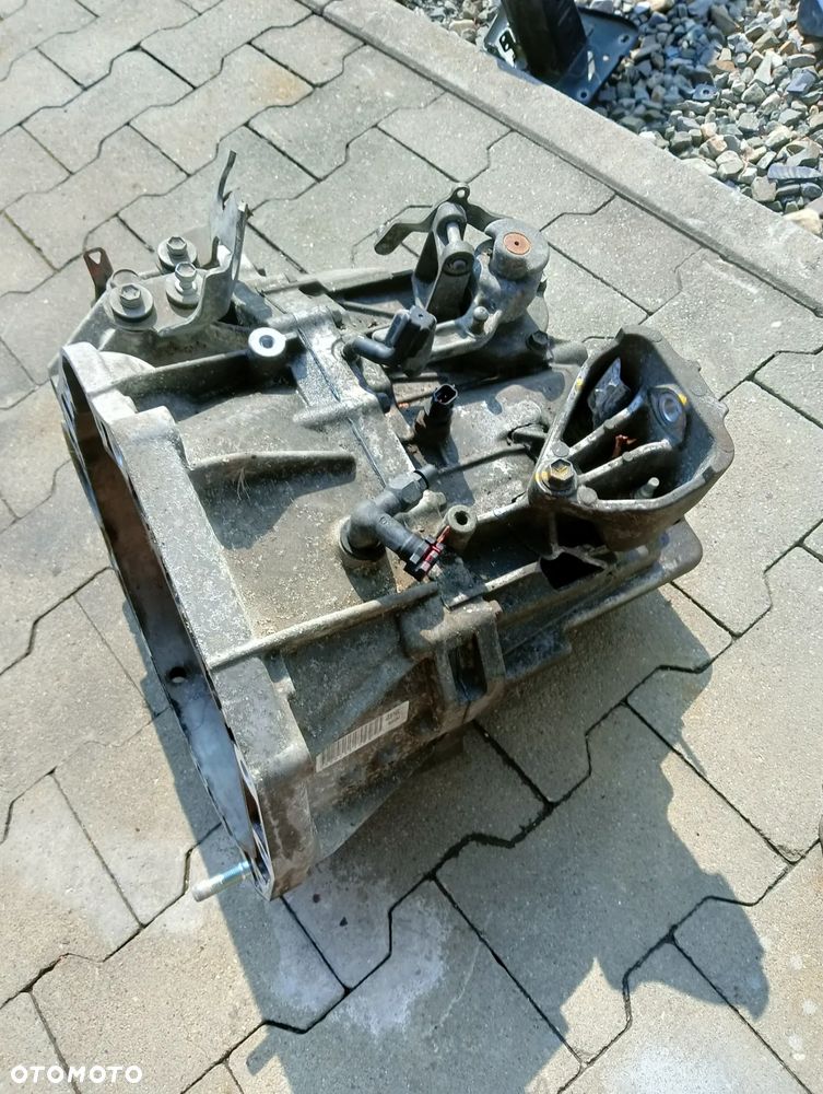 Suzuki Swift Sport MK7 ZPS 1.6 Benzyna Skrzynia biegów - 1