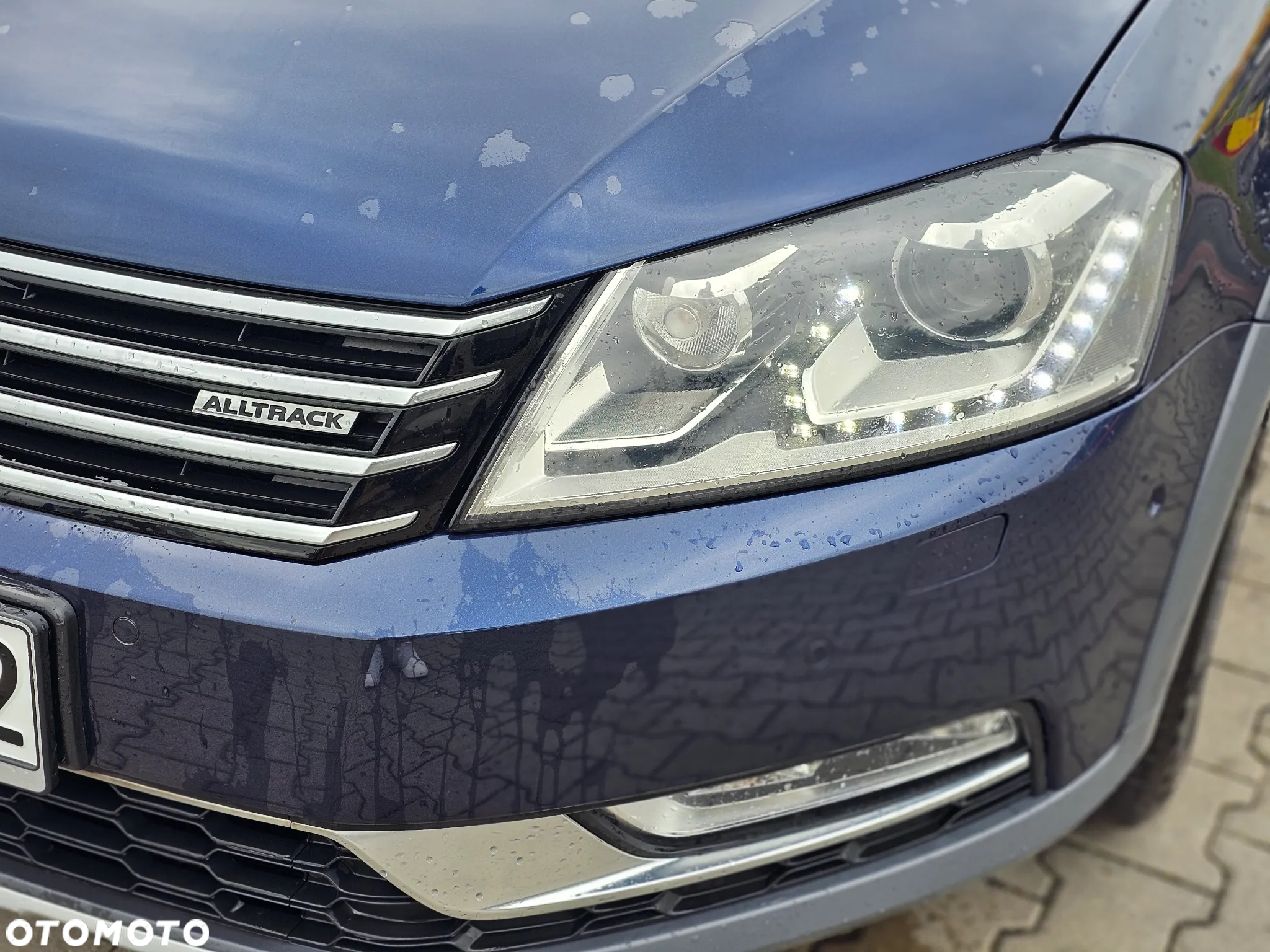 Volkswagen Passat 2.0 TDI Highline - 11