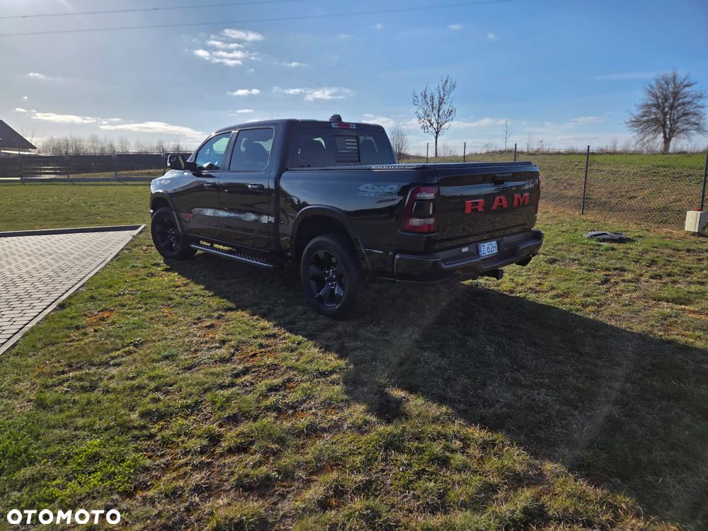 RAM 1500 5.7 Crew Cab Shortbed Bighorn Black - 8