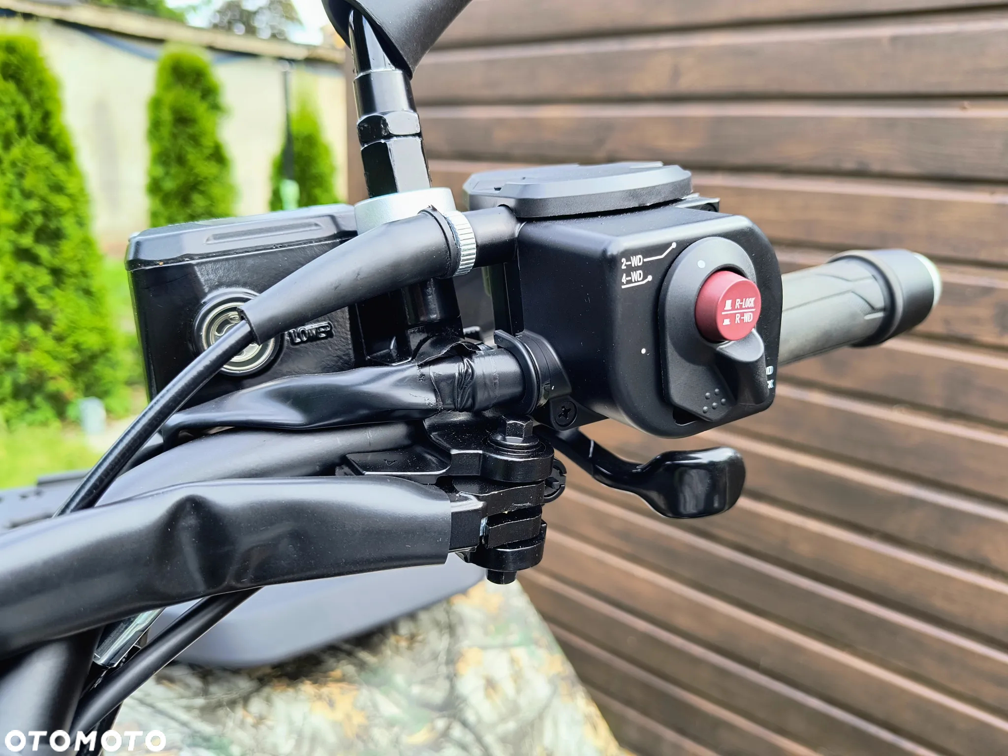 QJMOTOR SFA 1000 - 7