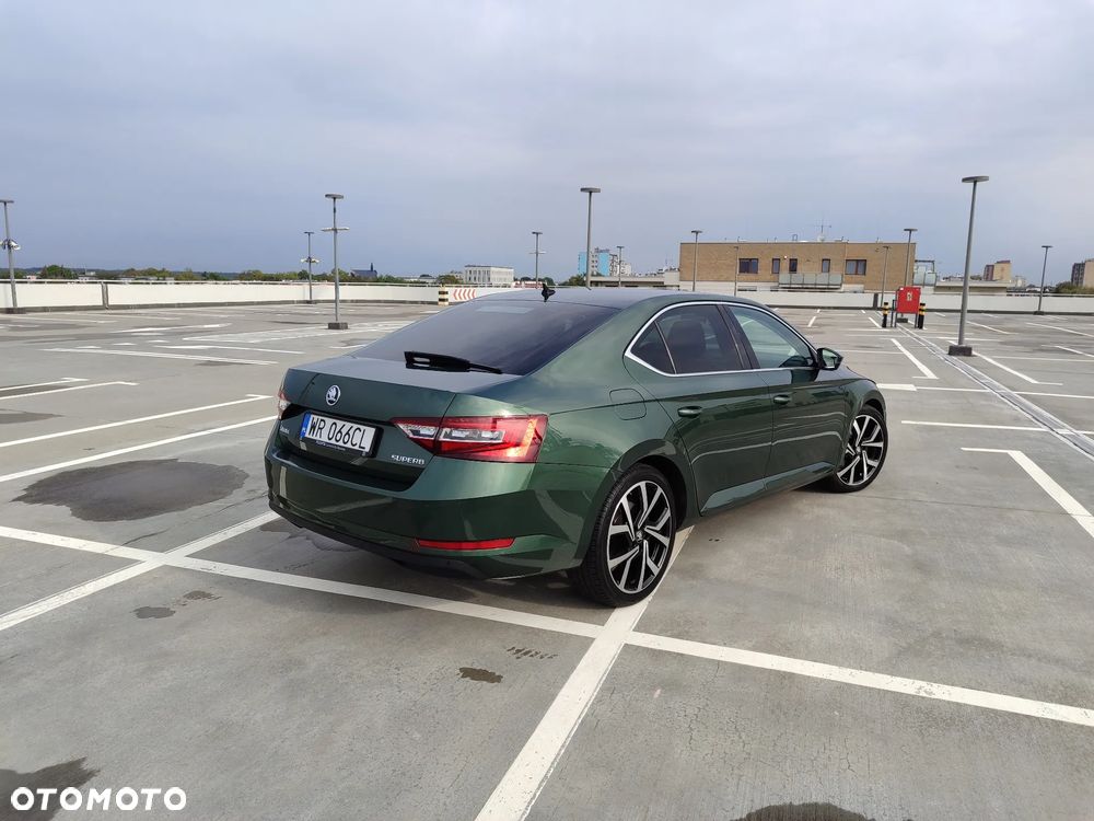 Skoda Superb 2.0 TDI Style DSG - 6