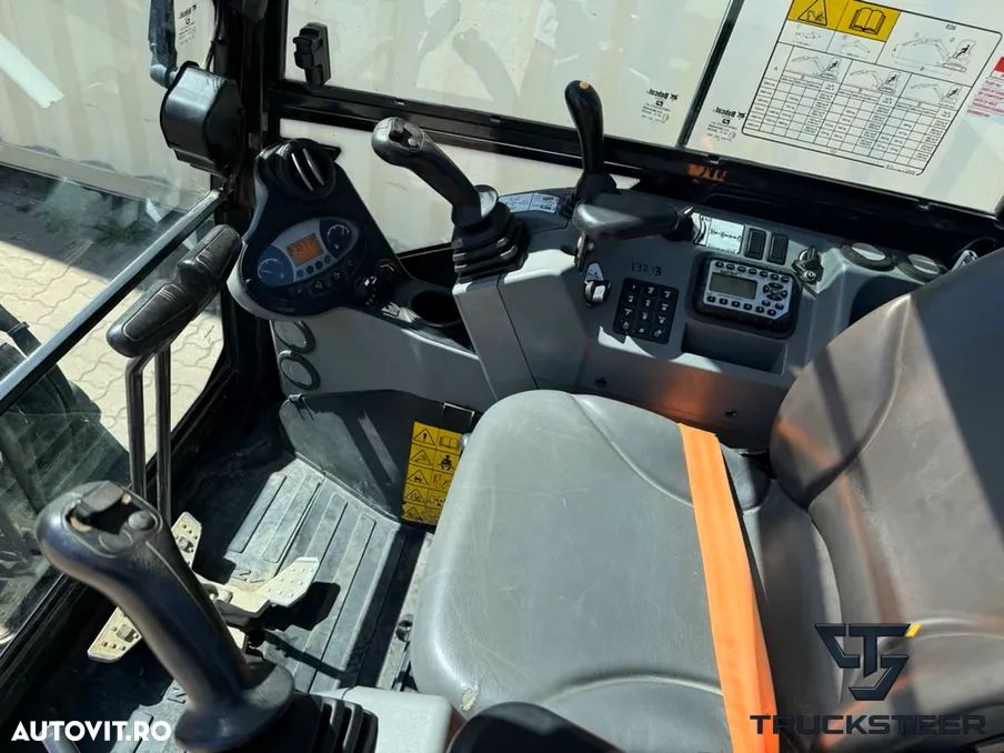 Bobcat E26 | Motor Kubota | Lama Nivelatoare | JoyStick - 14