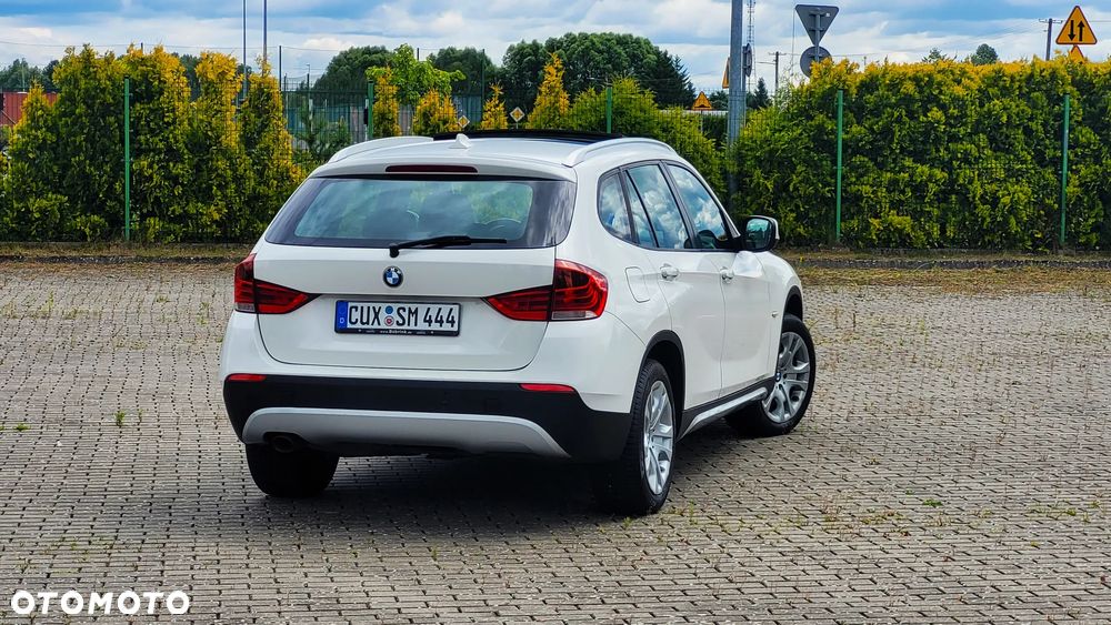 BMW X1 xDrive18d xLine - 14