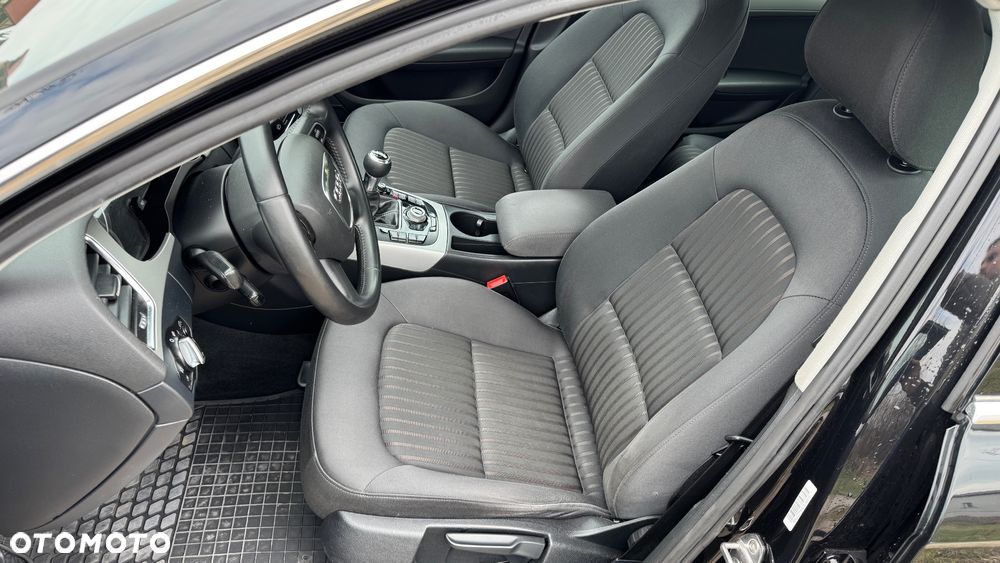 Audi A4 Limousine 2.0 TDI DPF Ambiente - 11