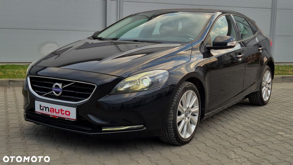 Volvo V40 T3 Momentum - 32