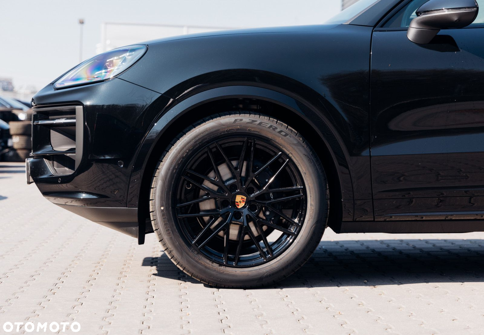 Porsche Cayenne - 4