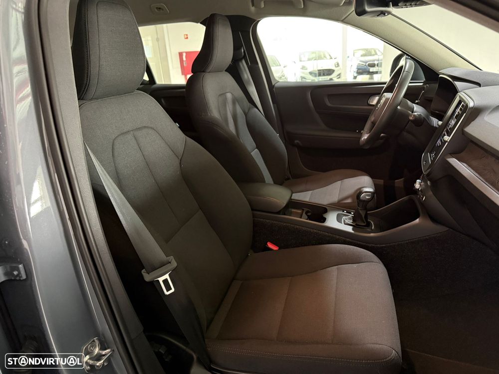 Volvo XC 40 1.5 T2 Momentum - 12