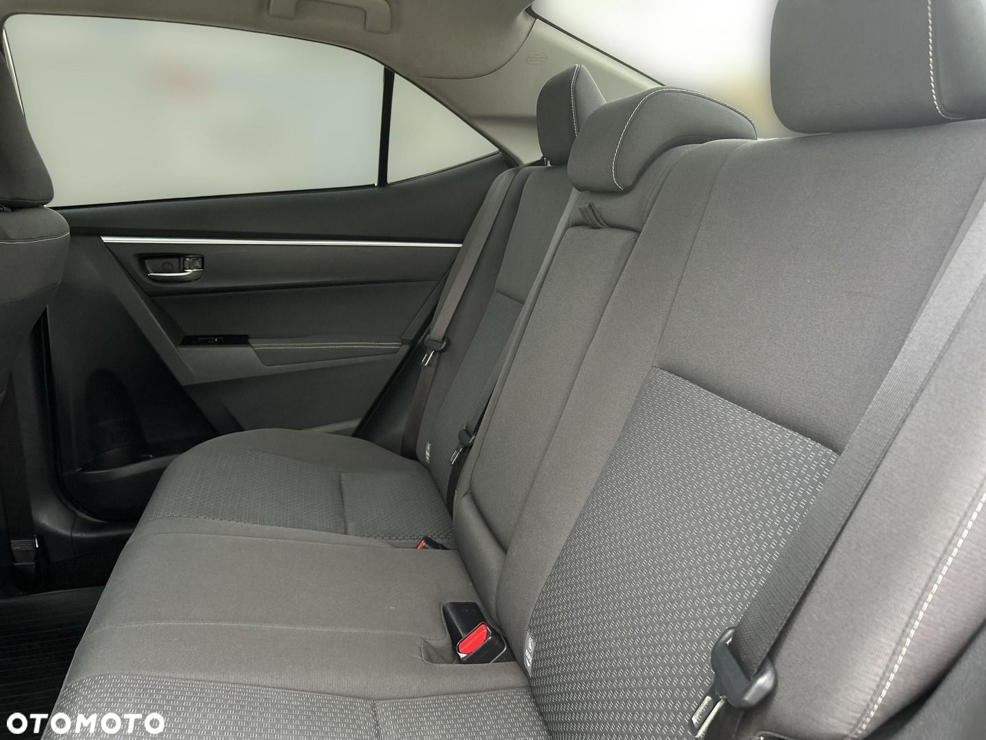 Toyota Corolla 1.6 Premium MS EU6 - 12