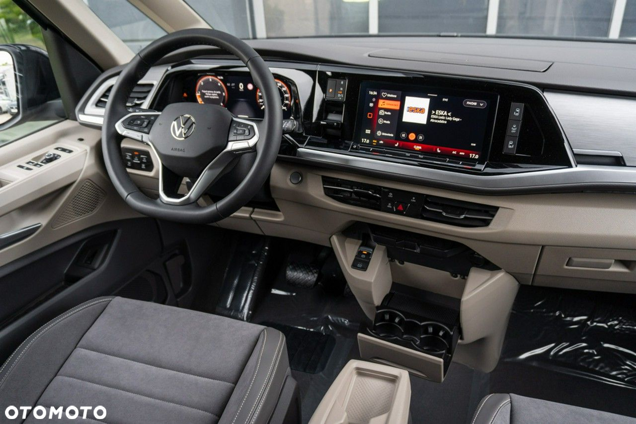 Volkswagen Multivan - 20