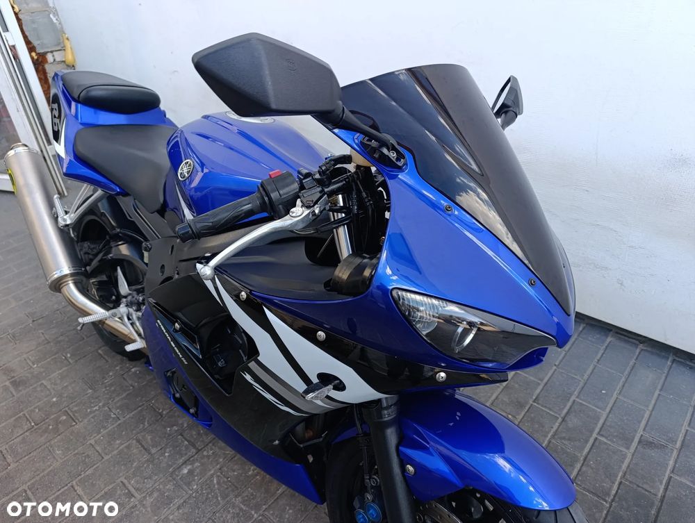 Yamaha R6 - 30