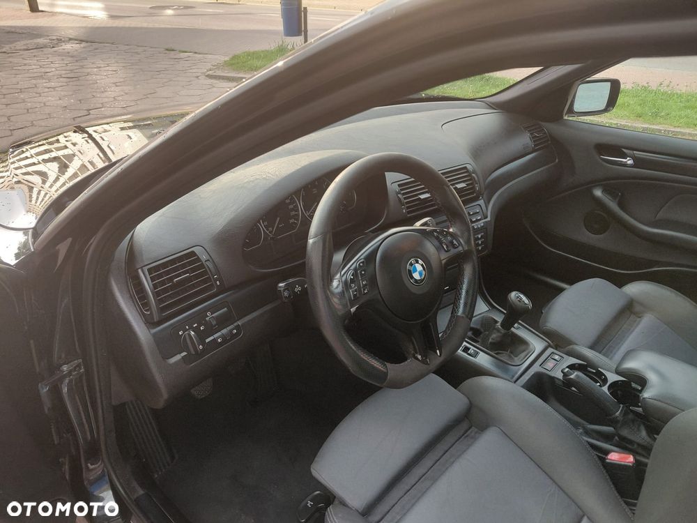 BMW Seria 3 318i Edition Sport - 28