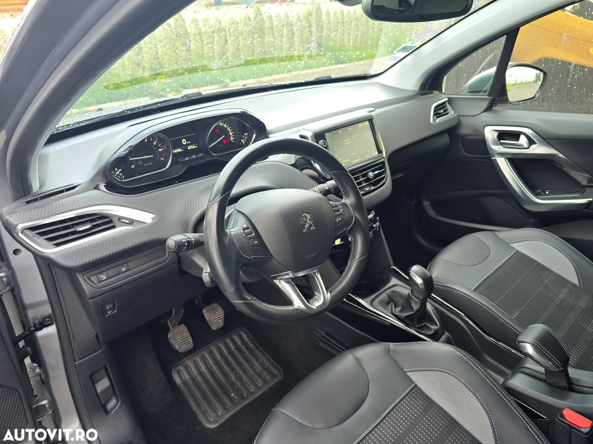 Peugeot 2008 PureTech 110 Stop&Start Allure - 9
