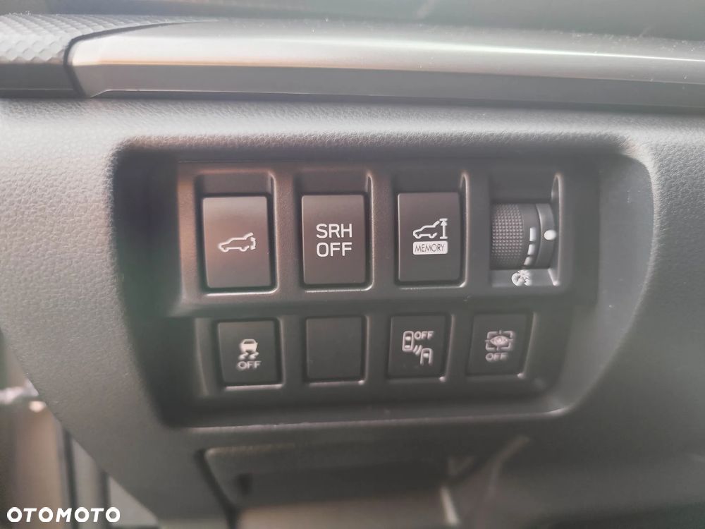 Subaru Forester 2.0ie Lineartronic Platinum - 11