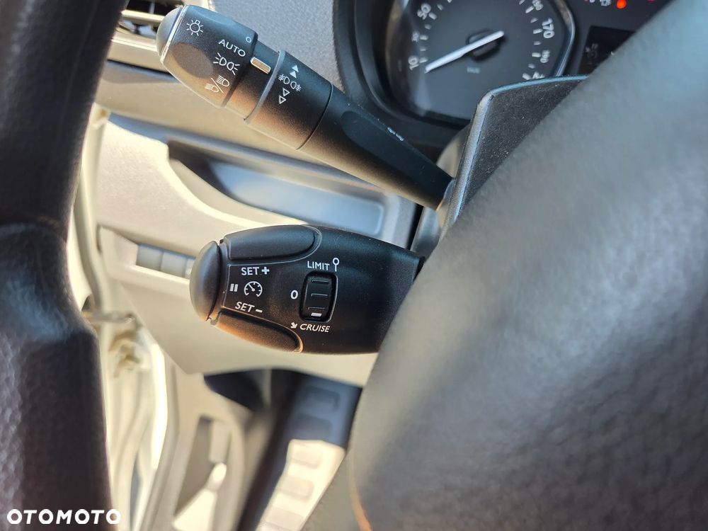 Opel Vivaro - 23