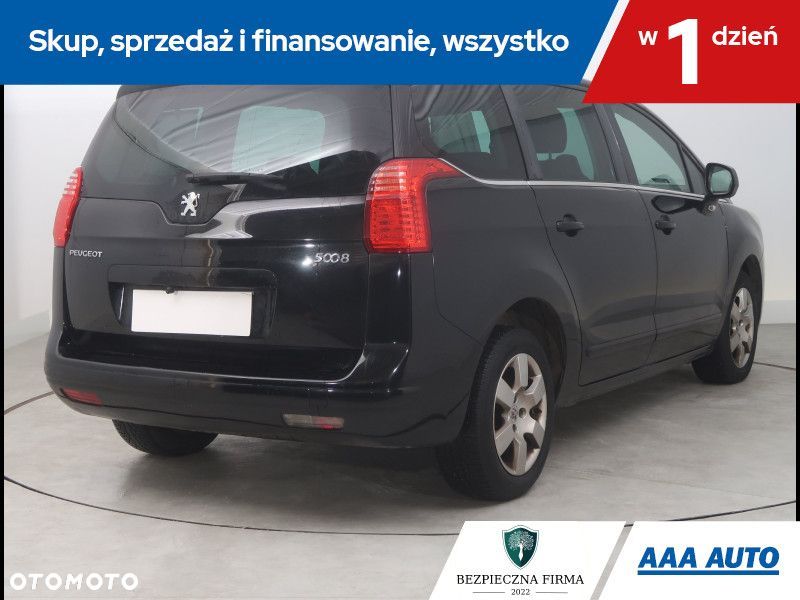 Peugeot 5008 - 6