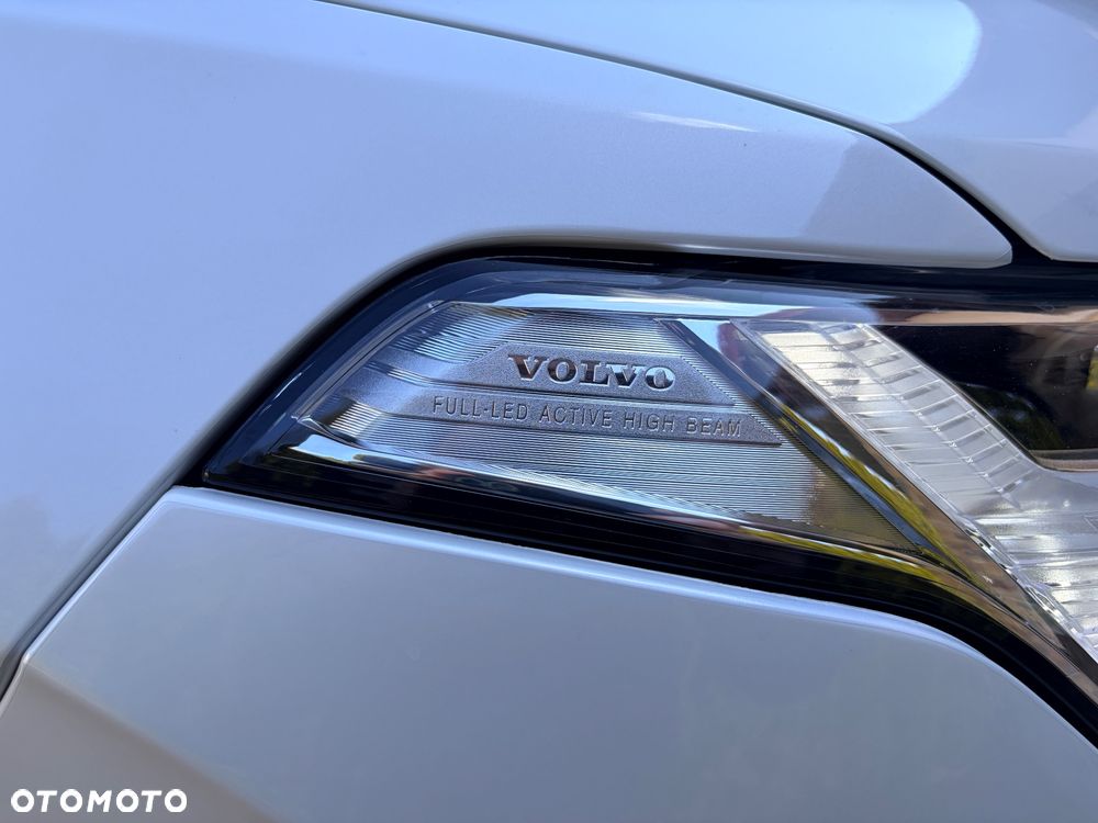 Volvo XC 90 B5 D AWD R-Design 7os - 6